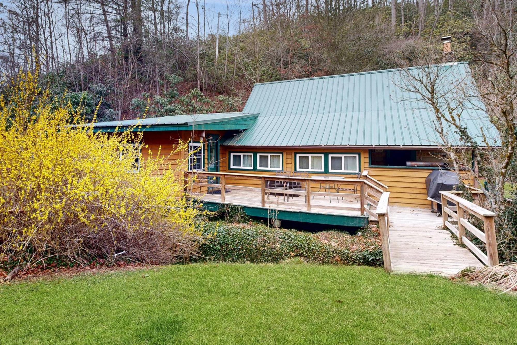 1 Bed 1 Bath Vacation Home In Sylva Exteriör bild