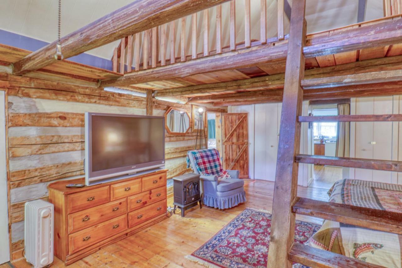 1 Bed 1 Bath Vacation Home In Sylva Exteriör bild