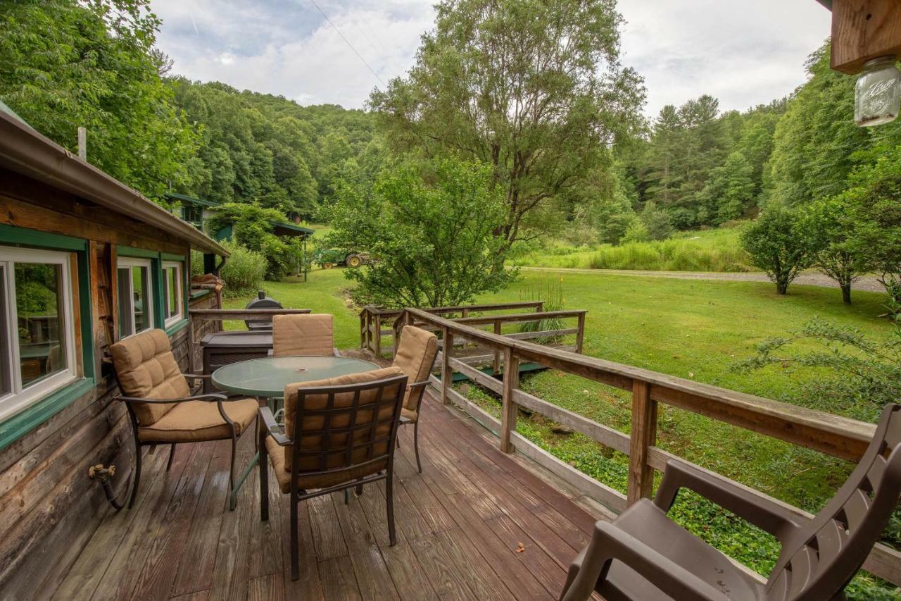 1 Bed 1 Bath Vacation Home In Sylva Exteriör bild